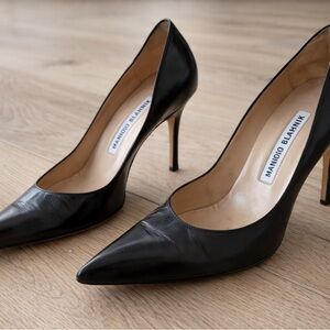 Manolo Blahnik BB90 Classic Black Leather Pointed Toe